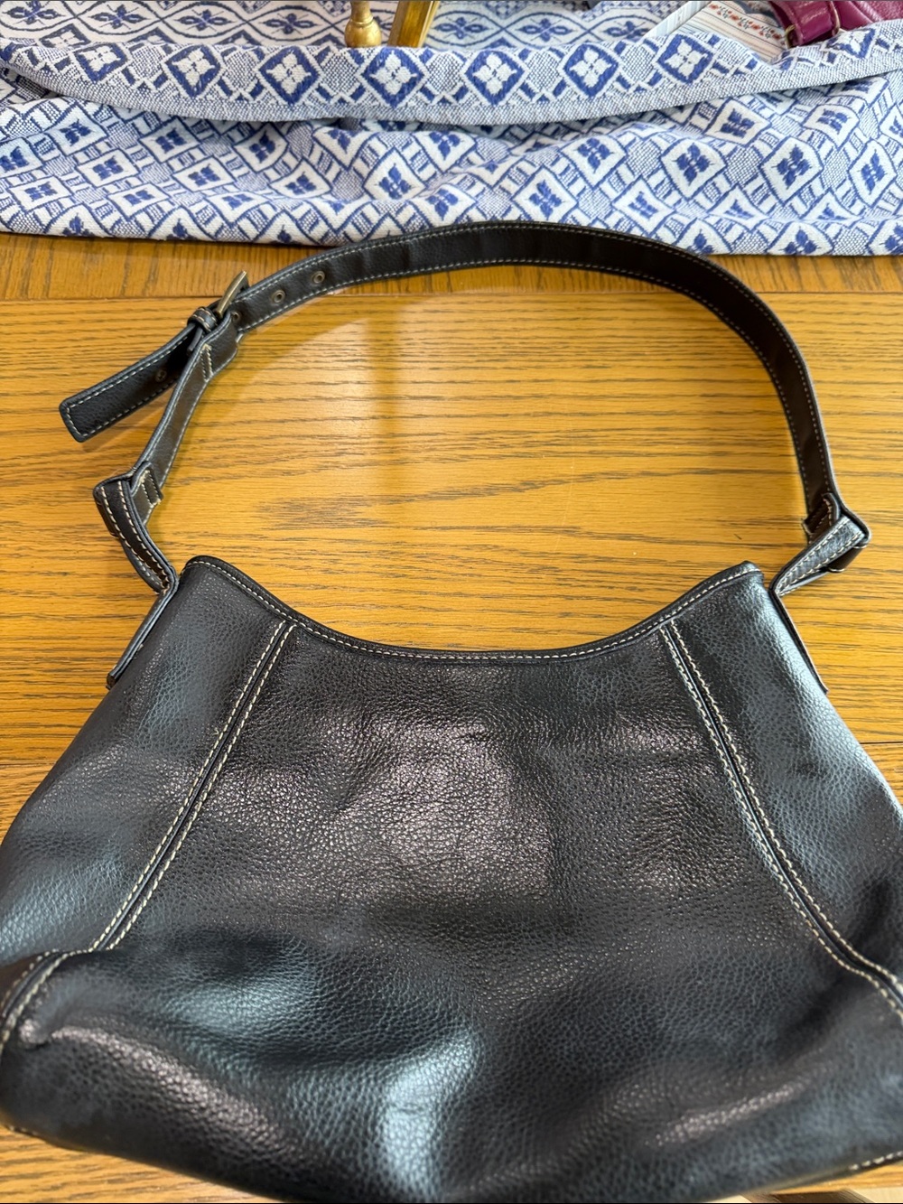 Relic Black Leather Shoulder Hobo with Contrast Stitching